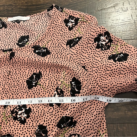 Style Therapy | Pink/Salmon long sleeve floral top - Picture 6 of 8